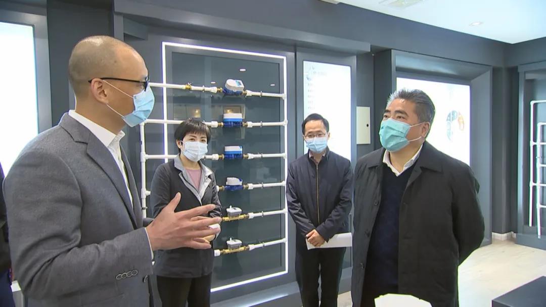 市委書記、市人大常委會主任項(xiàng)雪龍到騰越科技調(diào)研一季度生產(chǎn)經(jīng)營情況 